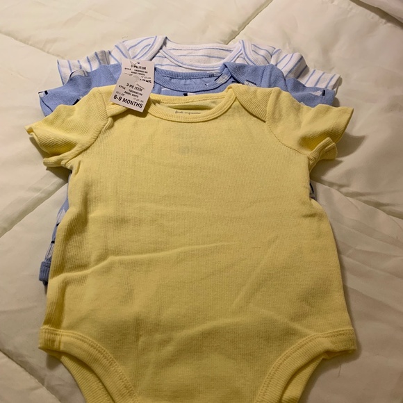 First Impressions Baby Boy Short Sleeve Body Suit- pack of 3, Size 6-9 Mo. NWOT - Picture 2 of 4